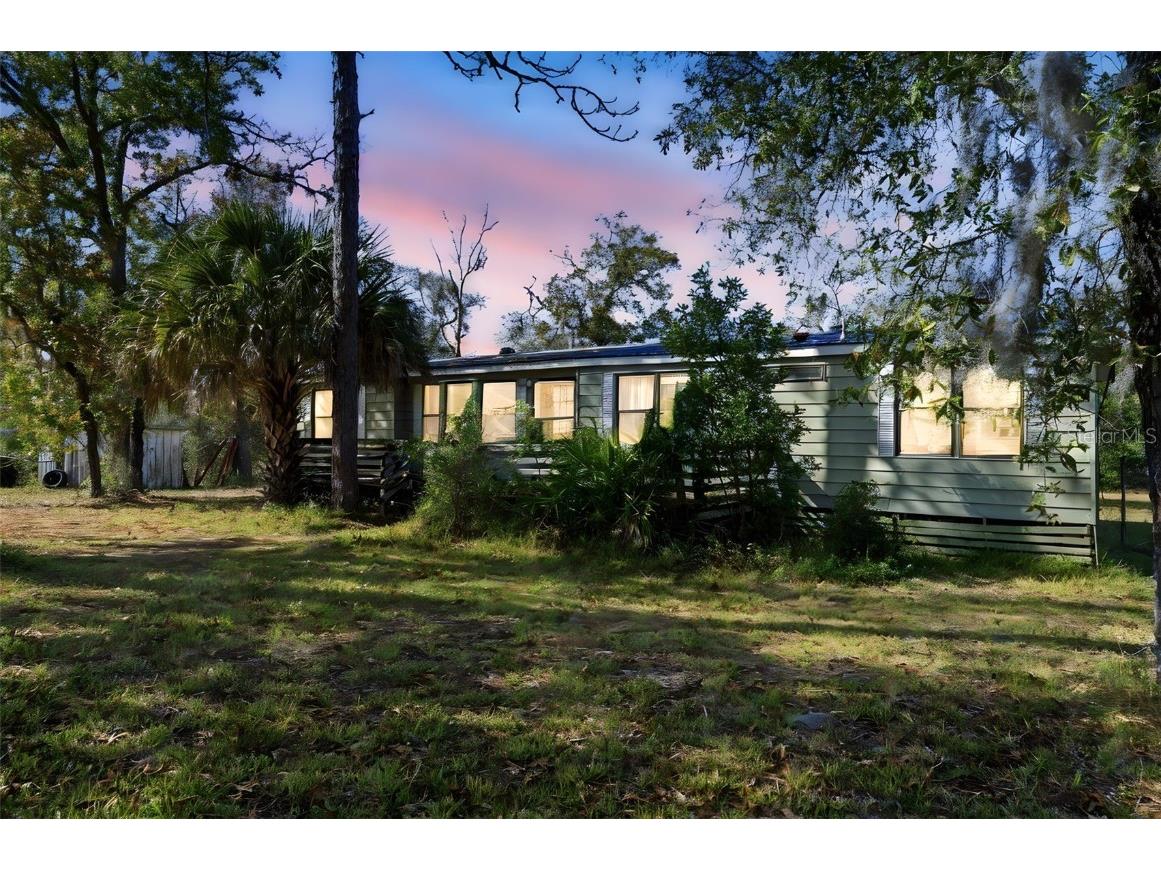 8045 Indian Trail Road Weeki Wachee FL 34613 TB8453322 image1
