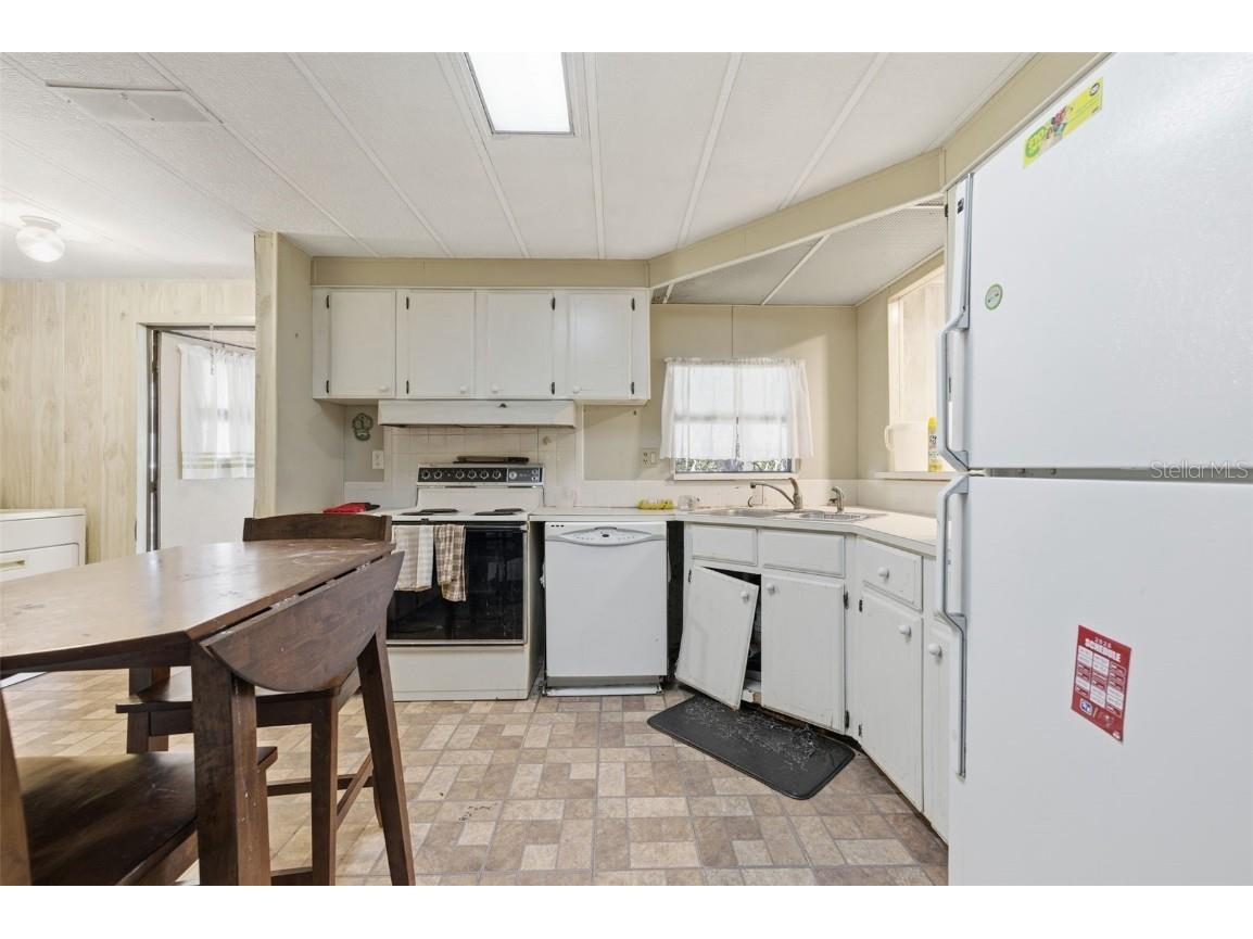 8045 Indian Trail Road Weeki Wachee FL 34613 TB8453322 image12