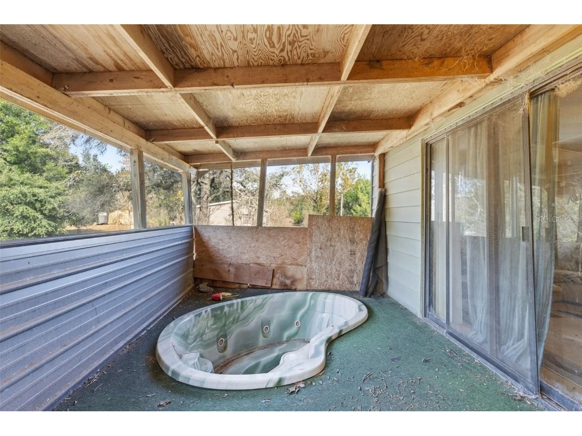 8045 Indian Trail Road Weeki Wachee FL 34613 TB8453322 image7