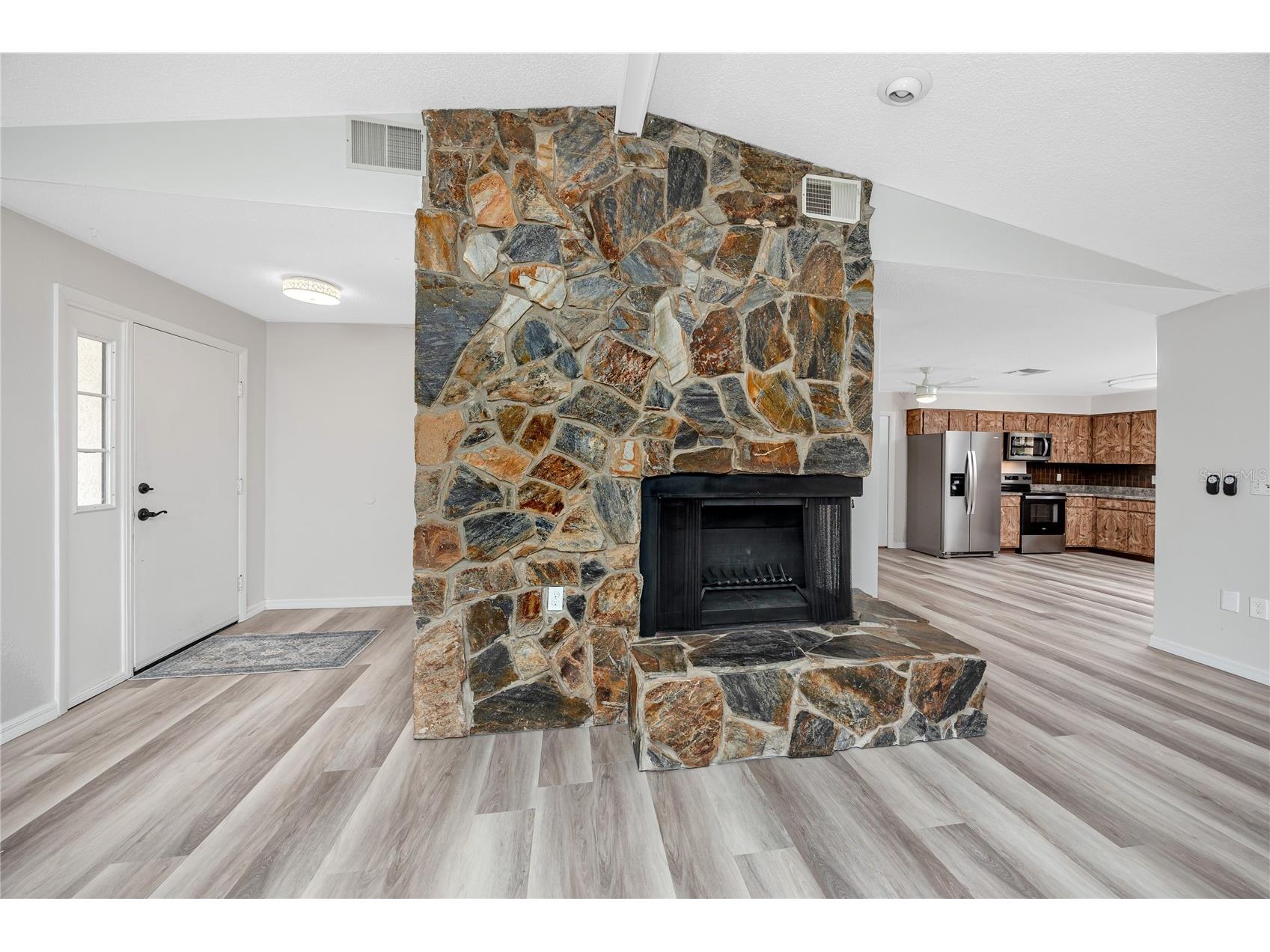 8046 Bayhaven Drive Seminole FL 33776 - THE NARROWS TB8524306 image11
