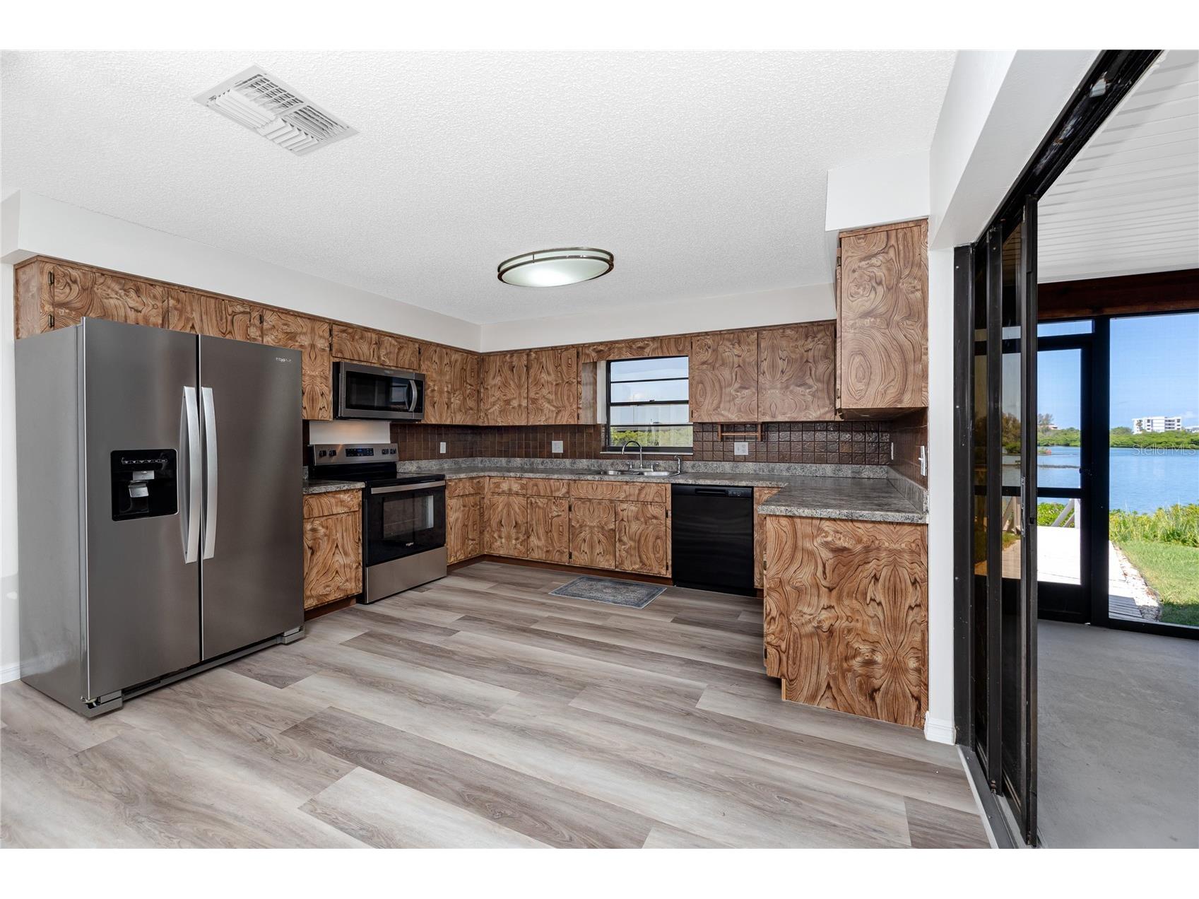 8046 Bayhaven Drive Seminole FL 33776 - THE NARROWS TB8524306 image18