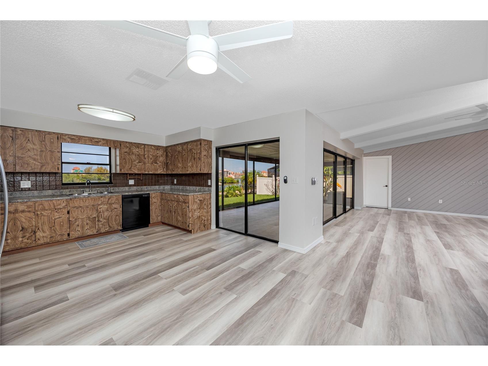 8046 Bayhaven Drive Seminole FL 33776 - THE NARROWS TB8524306 image21