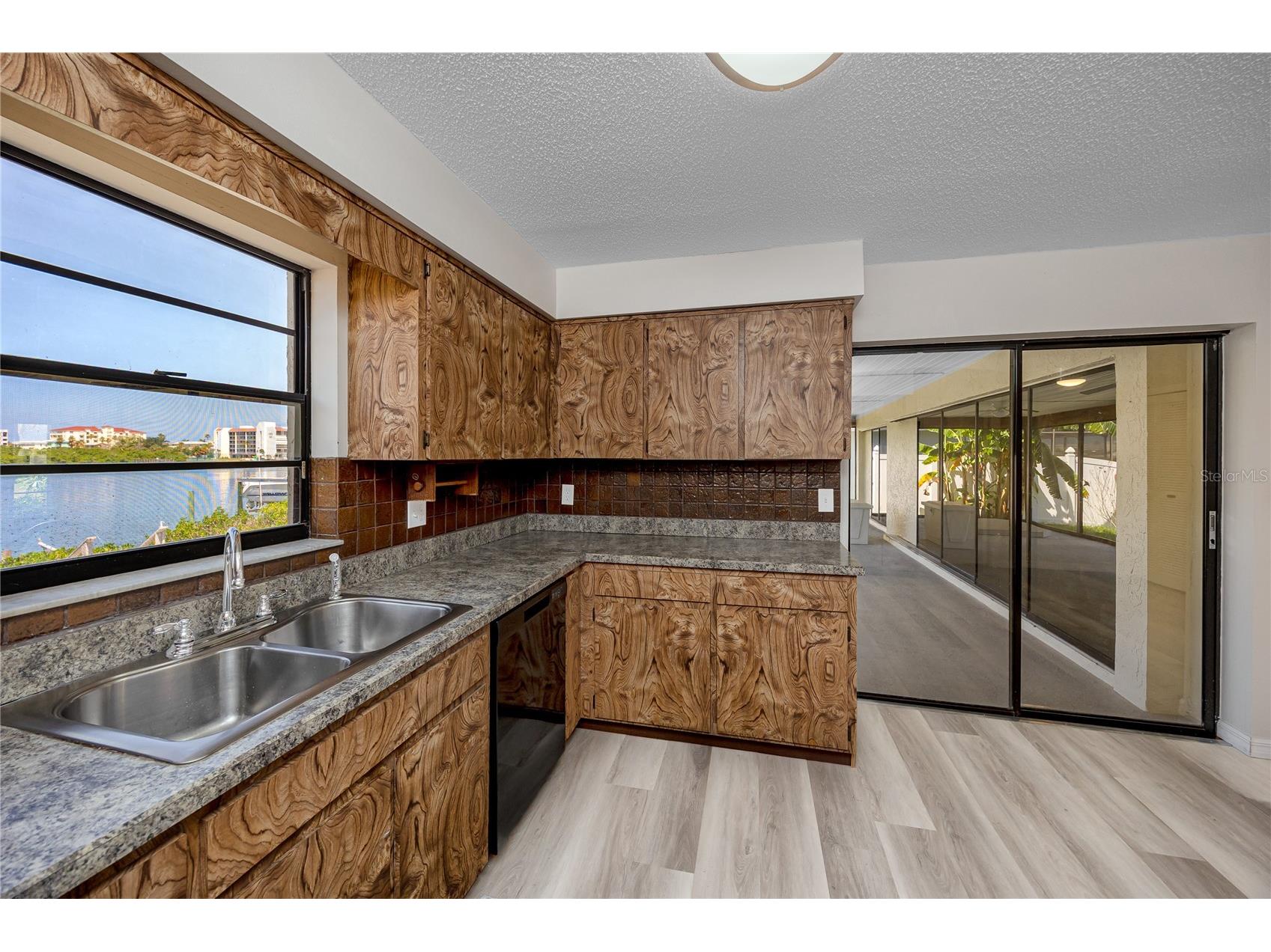 8046 Bayhaven Drive Seminole FL 33776 - THE NARROWS TB8524306 image22
