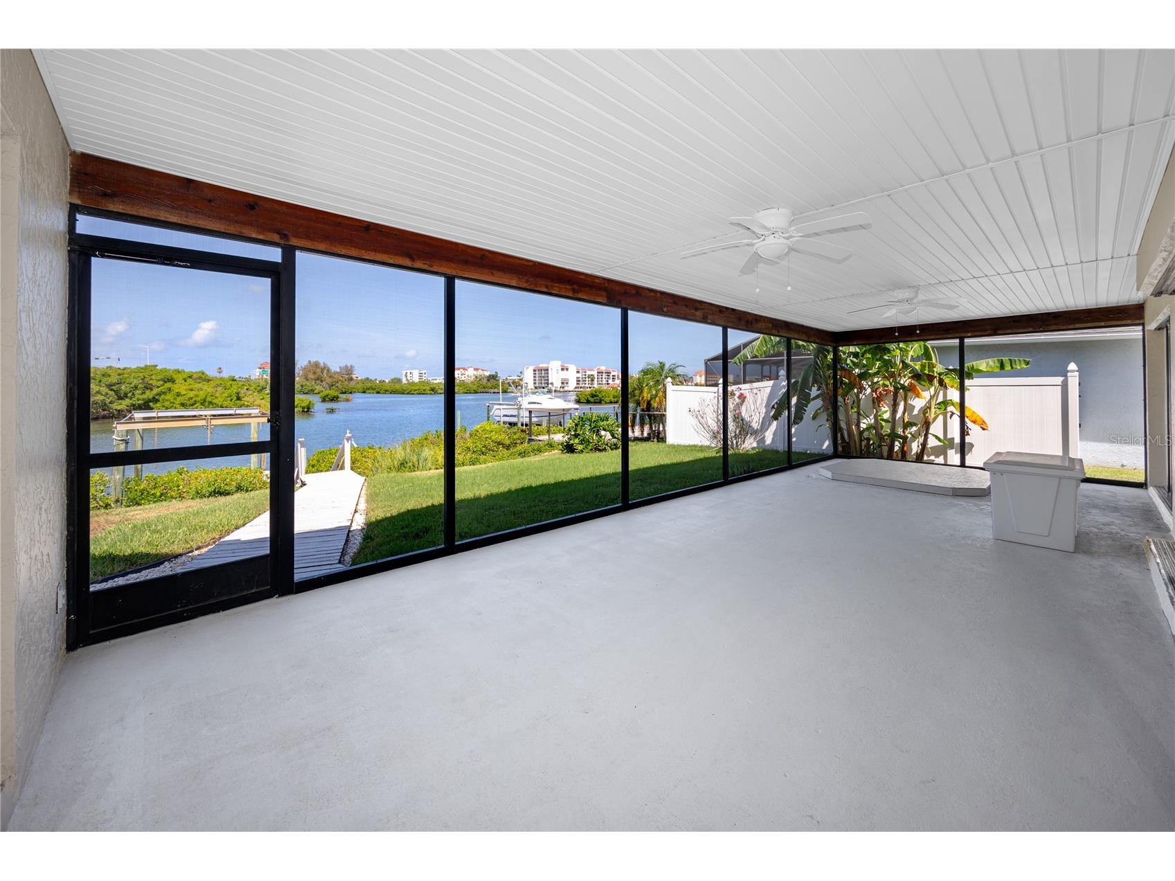 8046 Bayhaven Drive Seminole FL 33776 - THE NARROWS TB8524306 image39