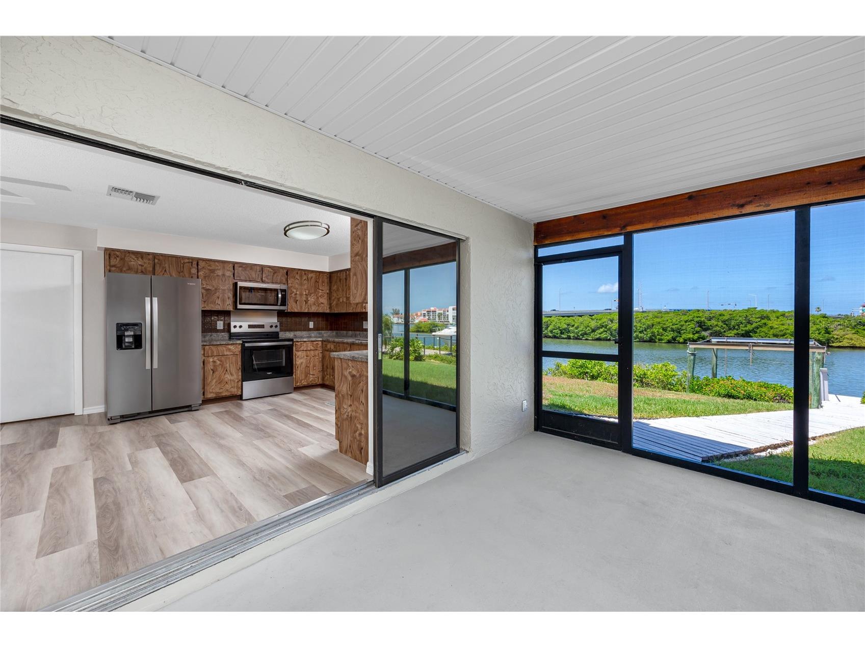 8046 Bayhaven Drive Seminole FL 33776 - THE NARROWS TB8524306 image41
