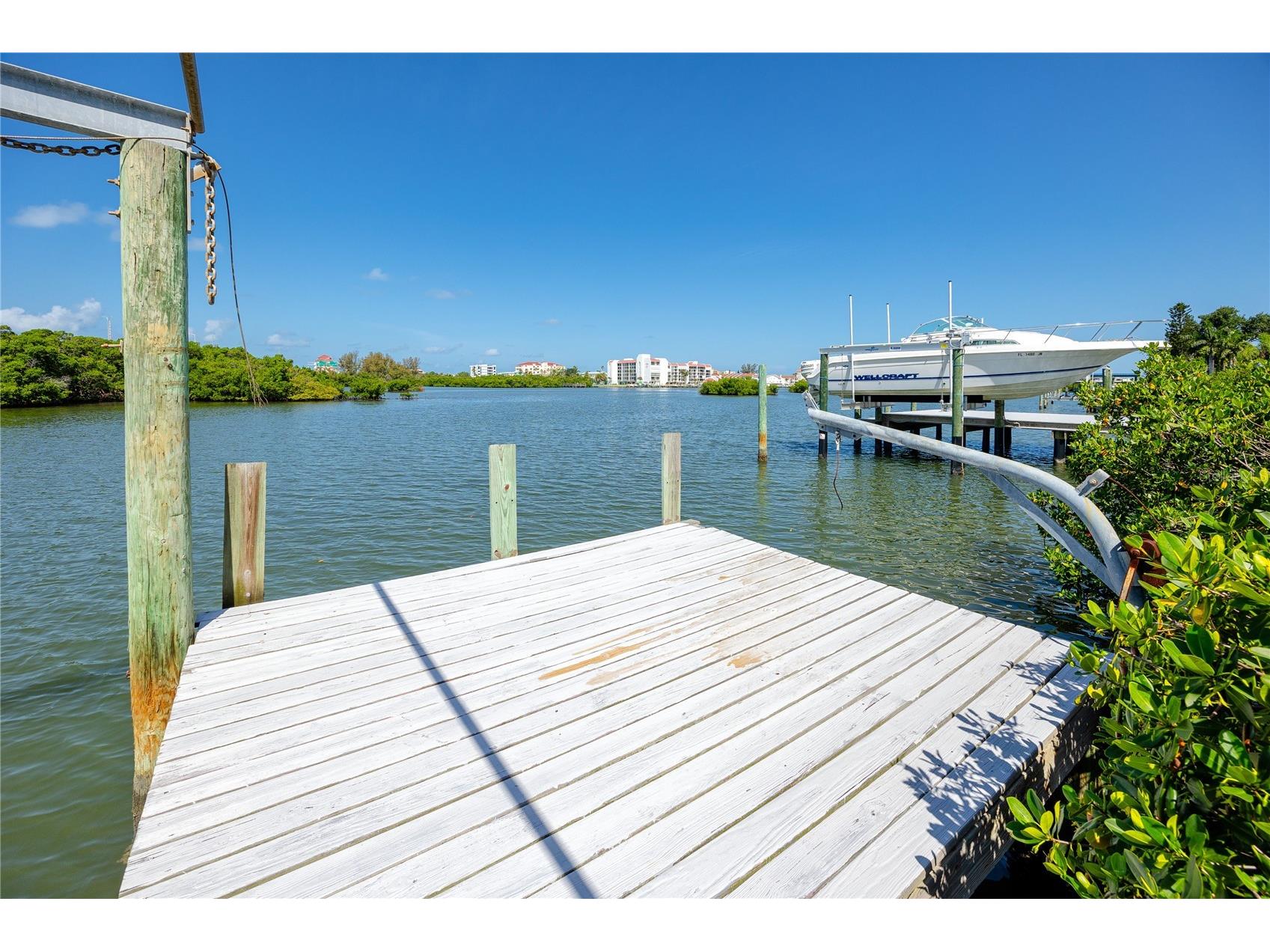 8046 Bayhaven Drive Seminole FL 33776 - THE NARROWS TB8524306 image50