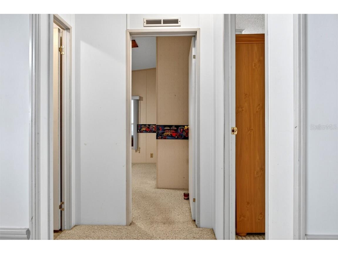 8046 Highpoint Boulevard Brooksville FL 34613 TB8444948 image20