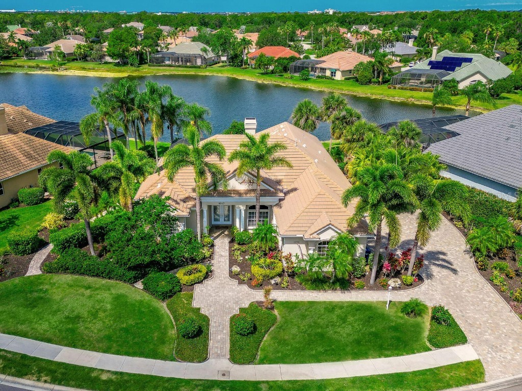 8047 Royal Birkdale Circle Lakewood Ranch FL 34202 A4569016 image1