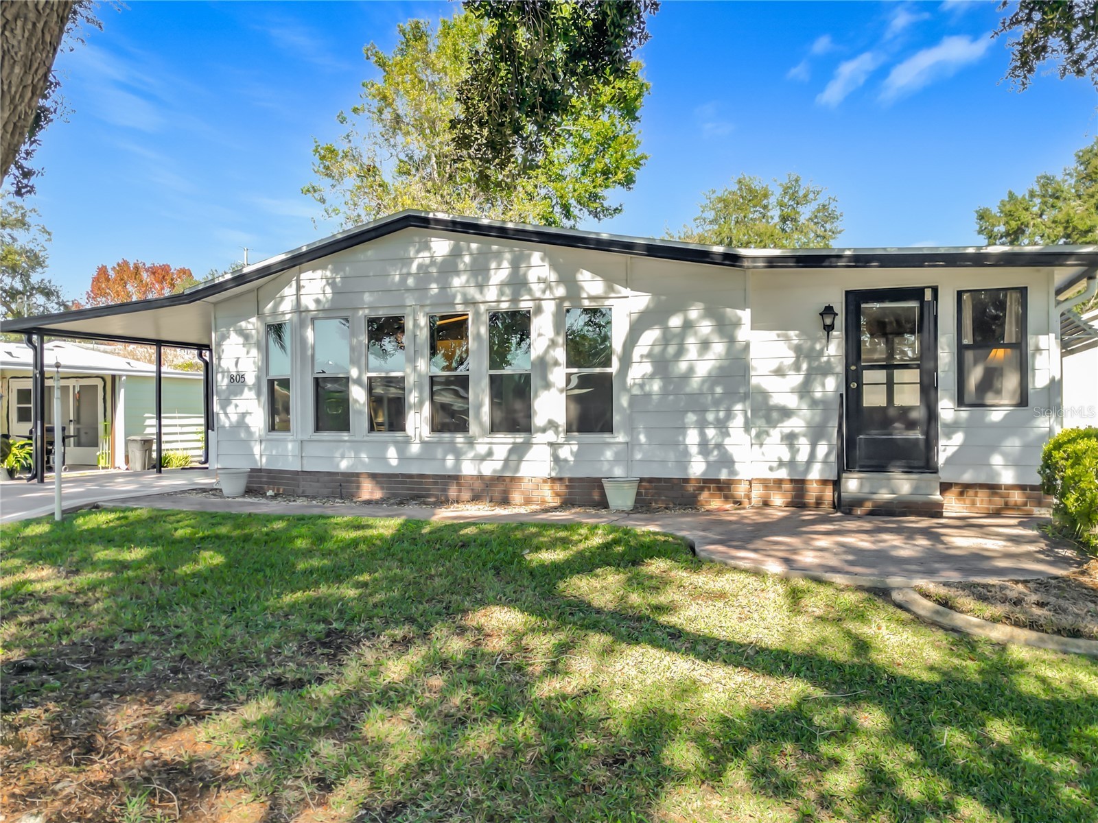 805 Camelia Court Lady Lake FL 32159 S5139911 image2