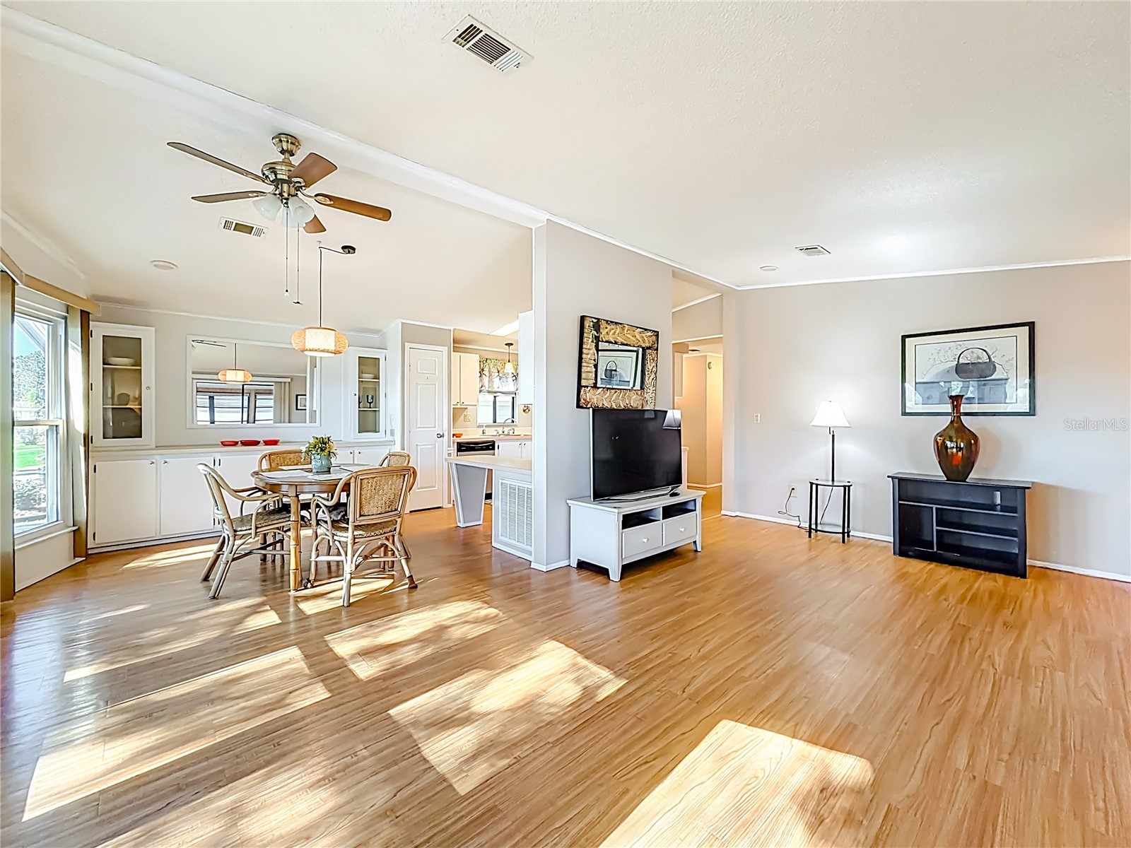 805 Camelia Court Lady Lake FL 32159 S5139911 image5