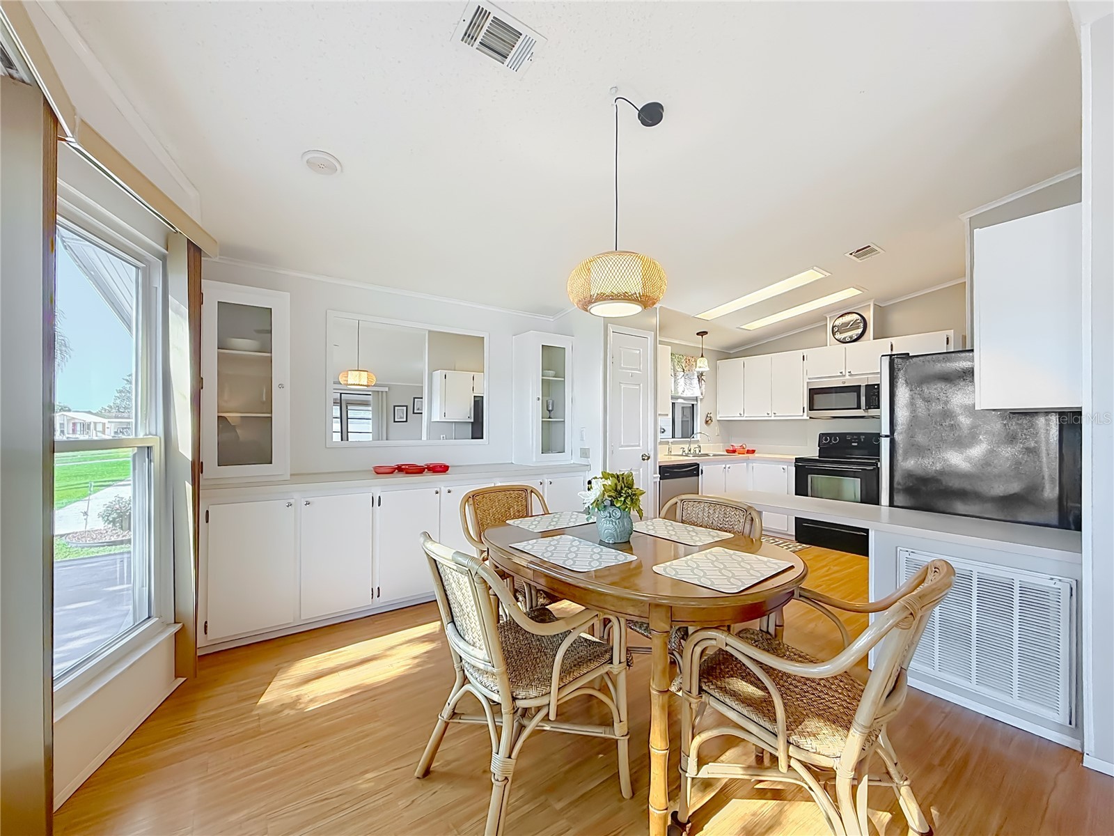 805 Camelia Court Lady Lake FL 32159 S5139911 image8