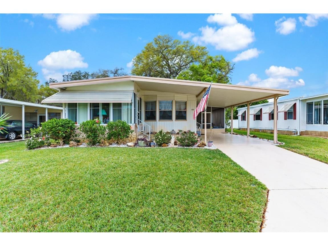 805 Coach N Four Drive Leesburg FL 34748 G5079241 image1