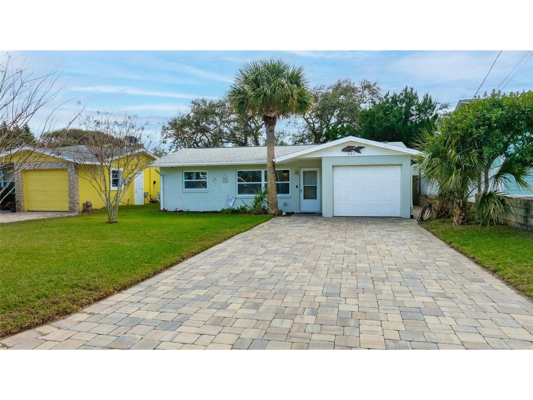 805 E 14th Avenue New Smyrna Beach FL 32169 NS1087171 image1