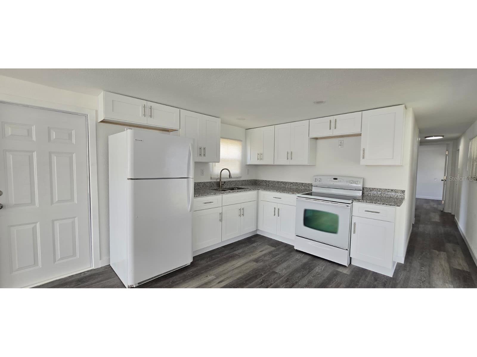 805 E Live Oak Street Wildwood FL 34785 G5107193 image3