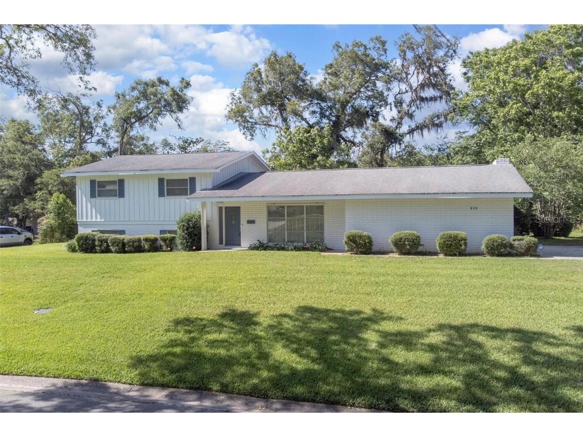 805 Eastover Circle Deland FL 32724 V4929991 image1
