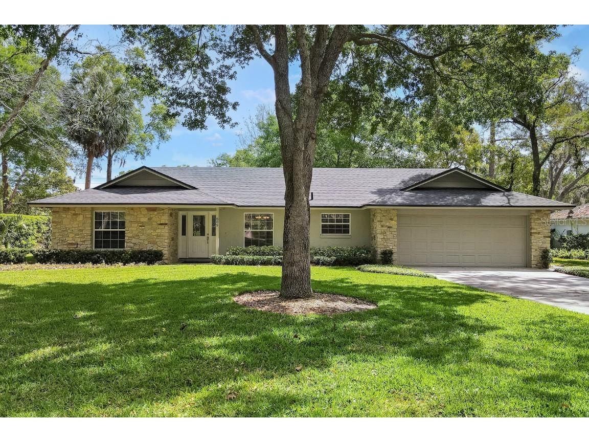 805 Fox Valley Drive Longwood FL 32779 - LAKE BRANTLEY & WEKIVA RIVER O6098813 image1