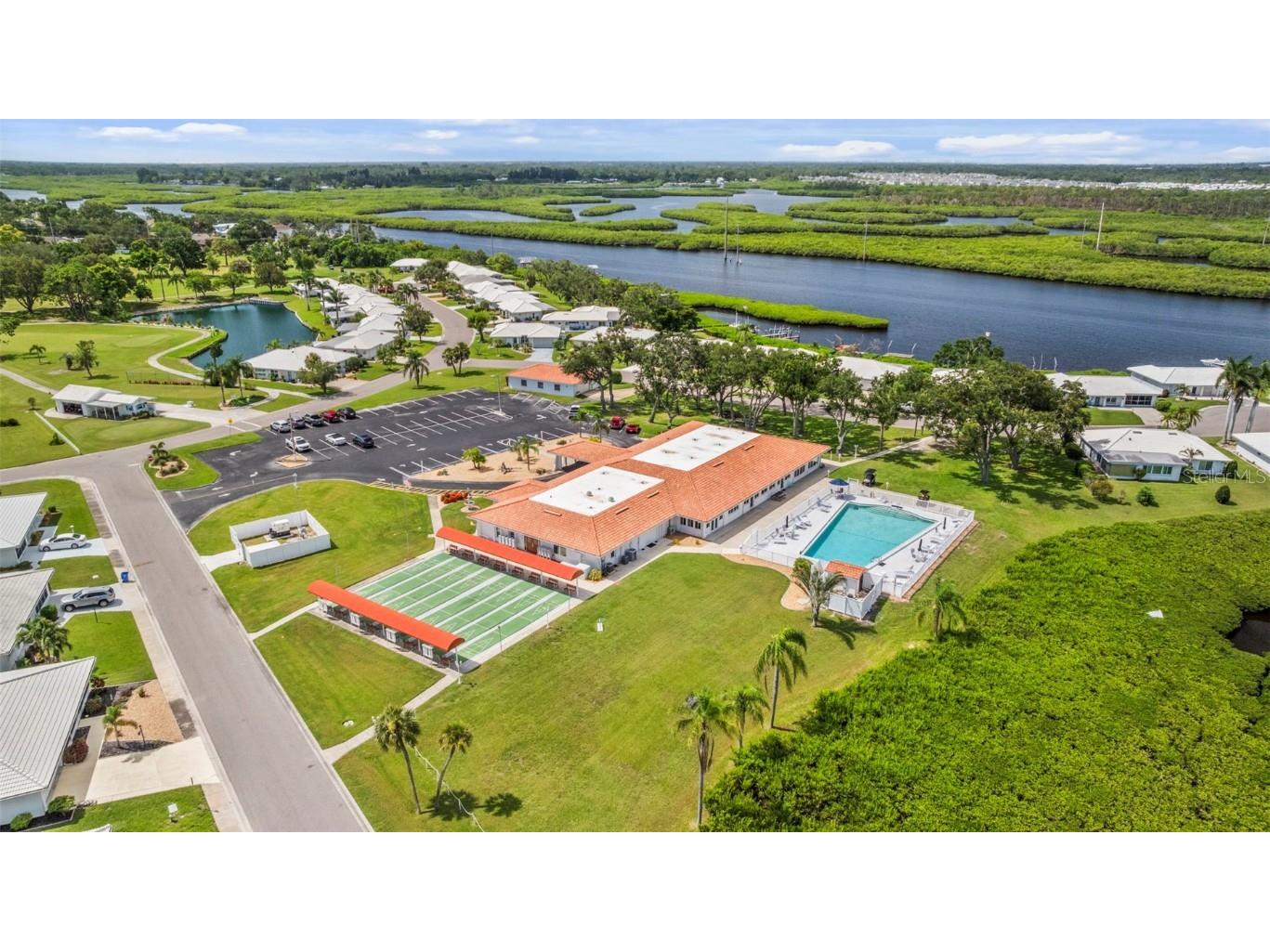 805 Mandarin Circle Bradenton FL 34208 A4659635 image46