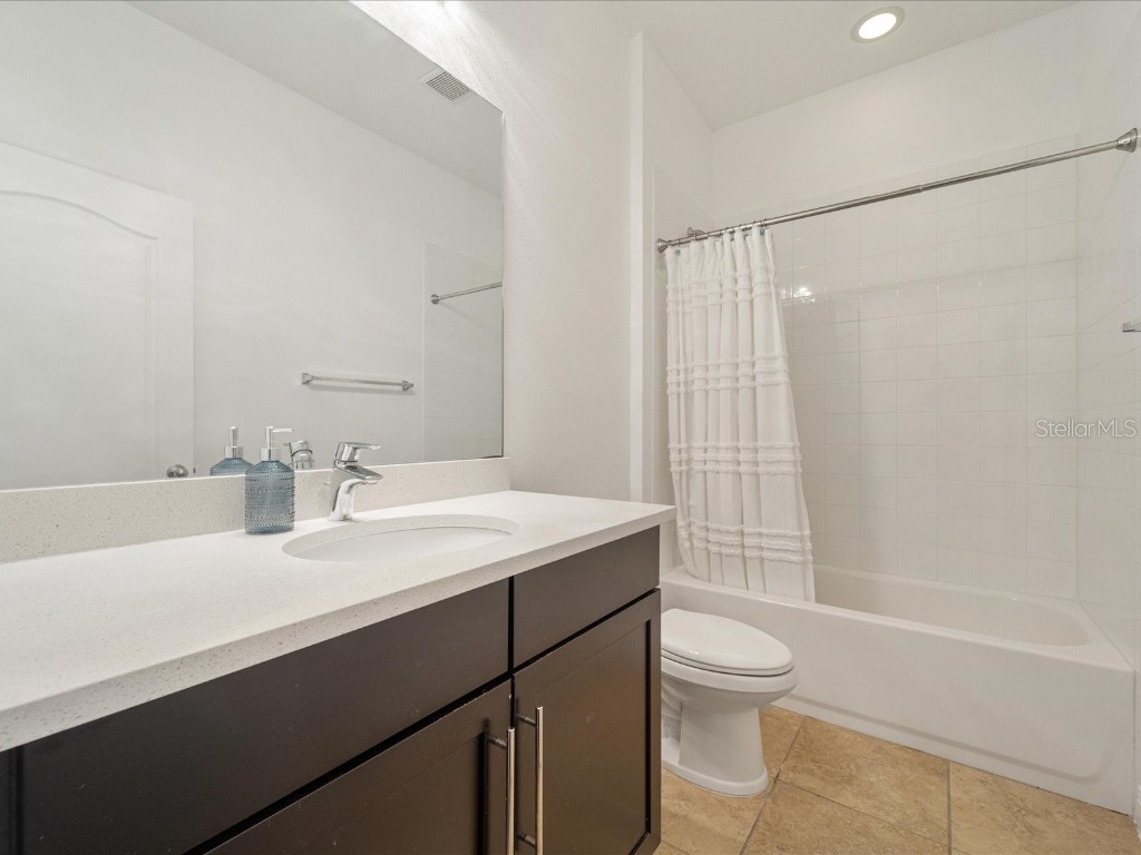 805 Molly Sarasota FL 34232 C7517344 image21