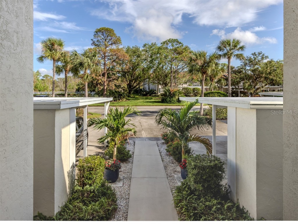 805 Montrose Drive #203 Venice FL 34293 N6137076 image4