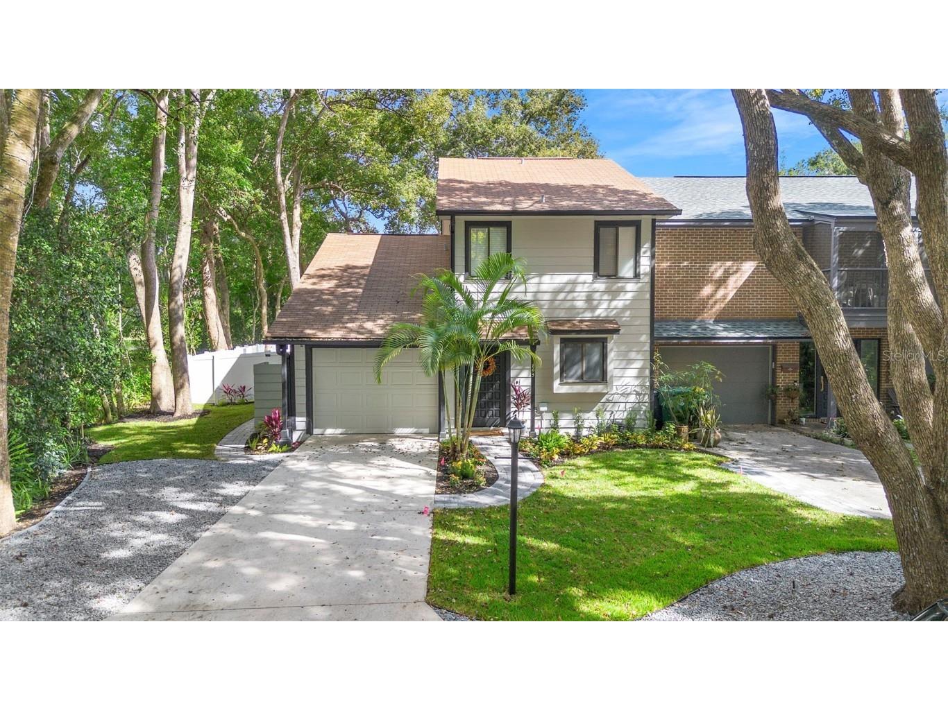 805 N Clake Street Deland FL 32724 V4945677 image2