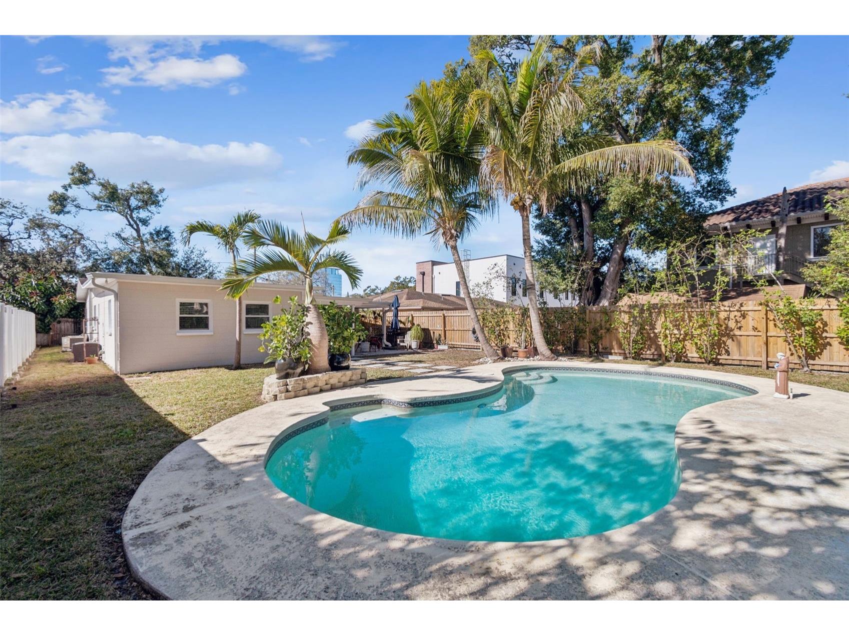 805 N Lincoln Avenue Tampa FL 33609 TB8471712 image34