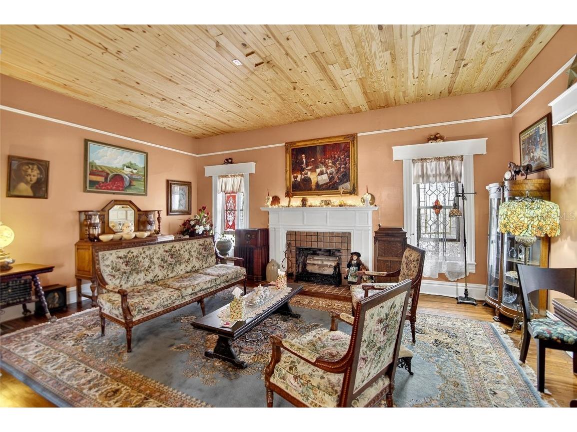 805 N Wheeler Street Plant City FL 33563 TB8437259 image18