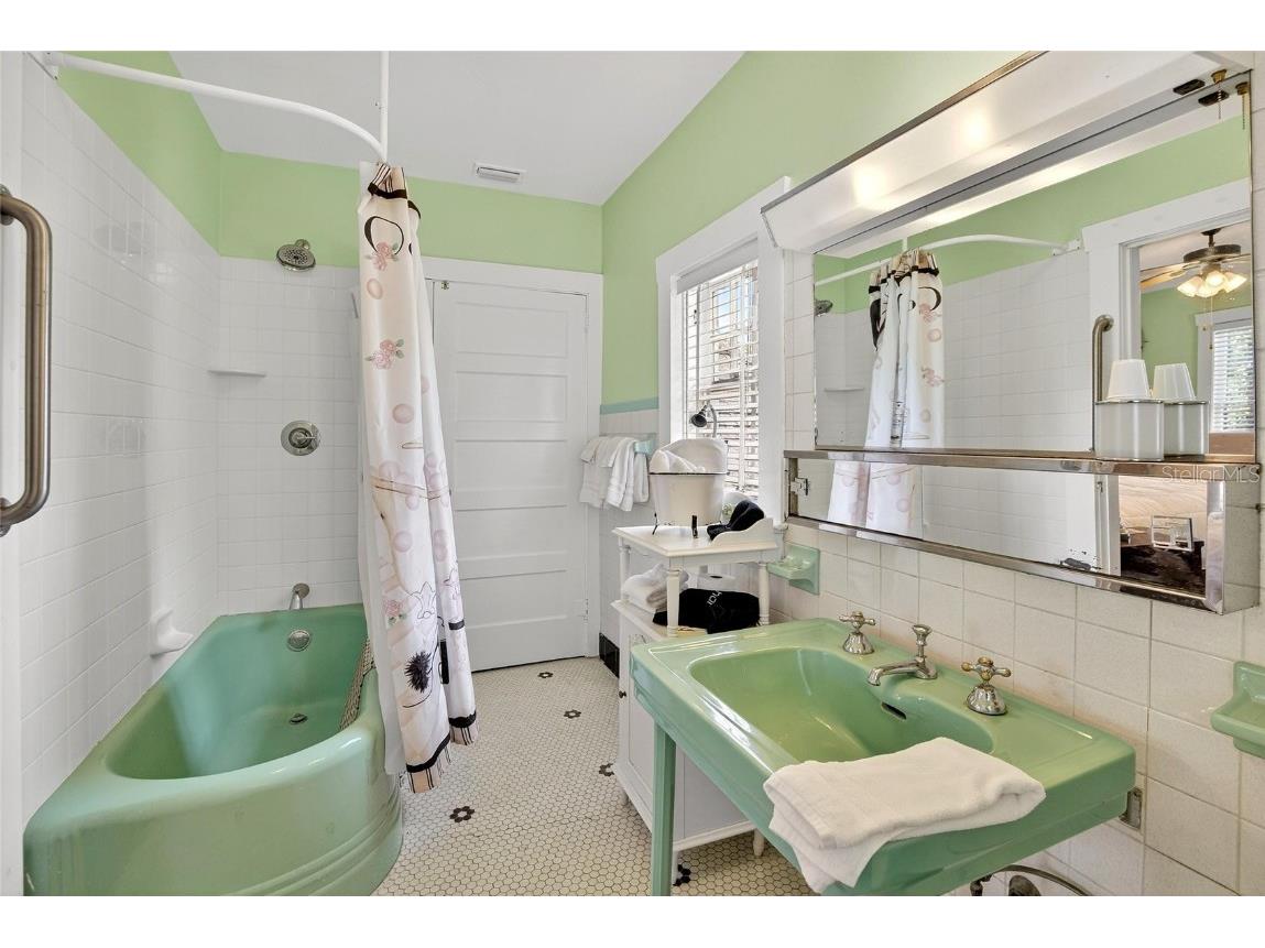 805 N Wheeler Street Plant City FL 33563 TB8437259 image43