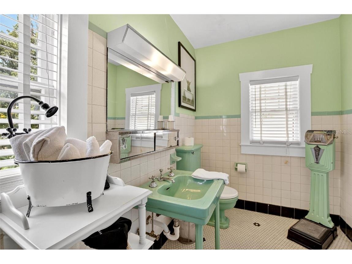 805 N Wheeler Street Plant City FL 33563 TB8437259 image44