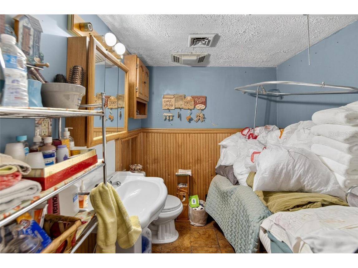 805 N Wheeler Street Plant City FL 33563 TB8437259 image49