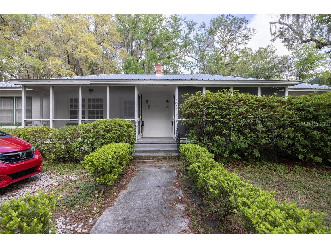 805 NE 9th Street #A & B Gainesville FL 32601 GC511895 image1