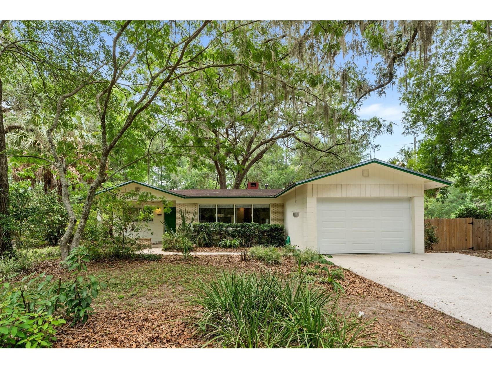 805 NW 39th Drive Gainesville FL 32605 FC319041 image1
