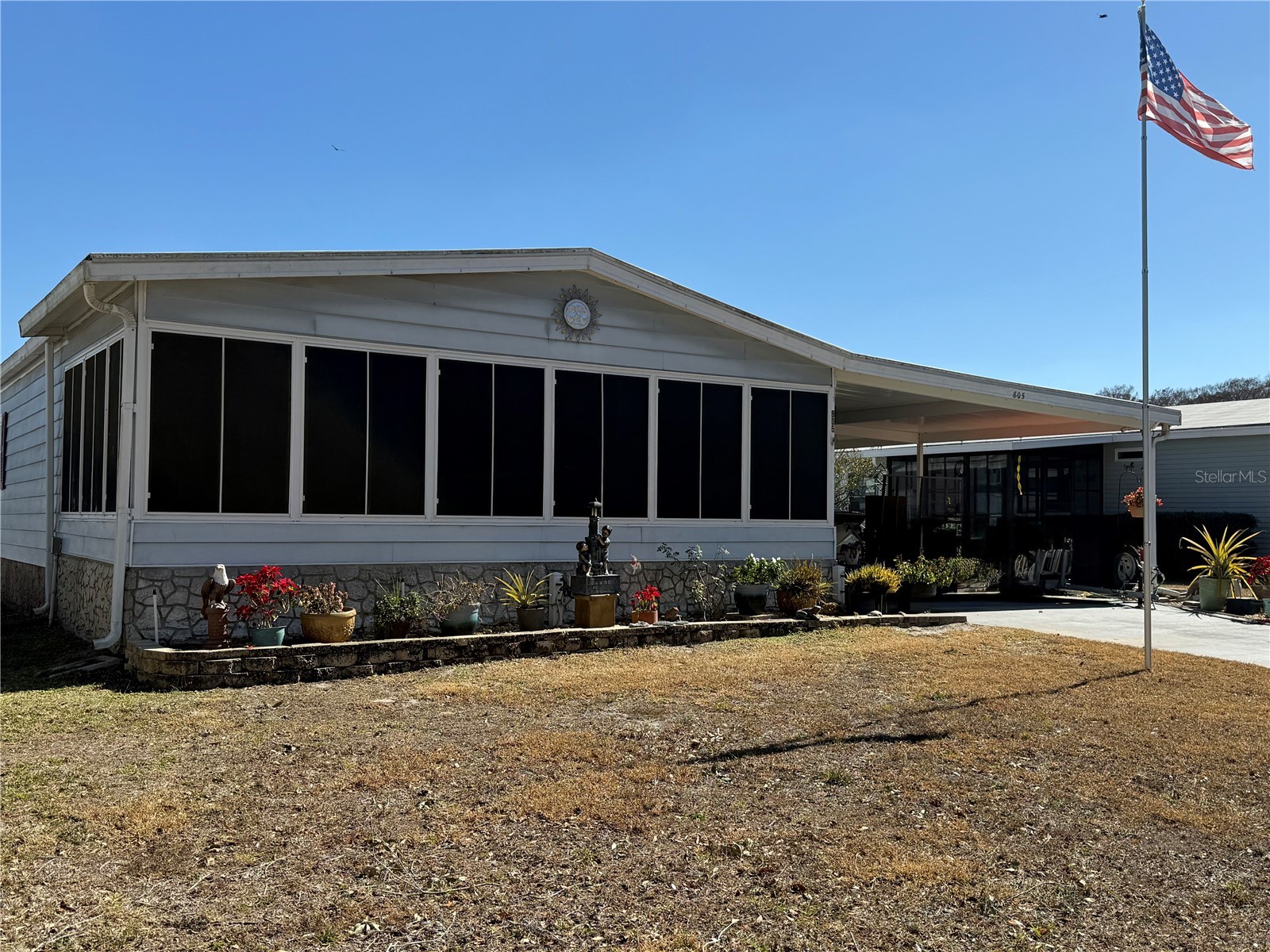 805 Oak Boulevard Wildwood FL 34785 - LAKE OKAHUMPKA G5107758 image1