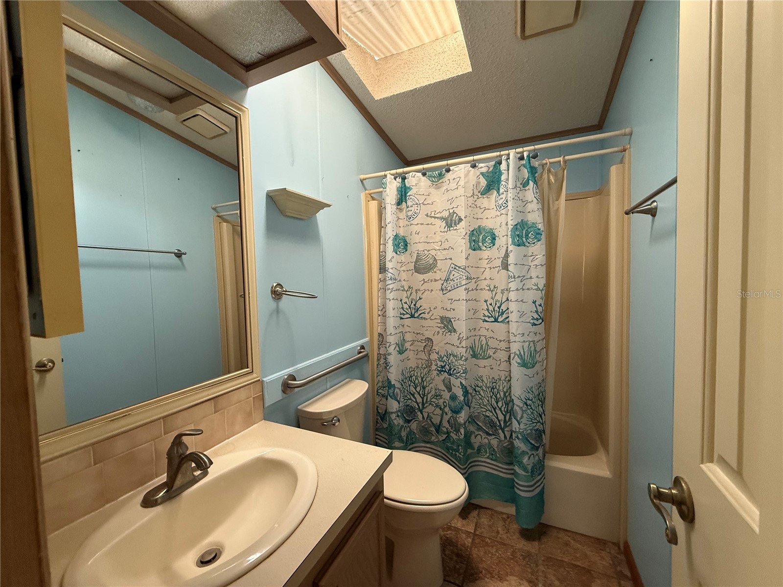 805 Oak Boulevard Wildwood FL 34785 - LAKE OKAHUMPKA G5107758 image5