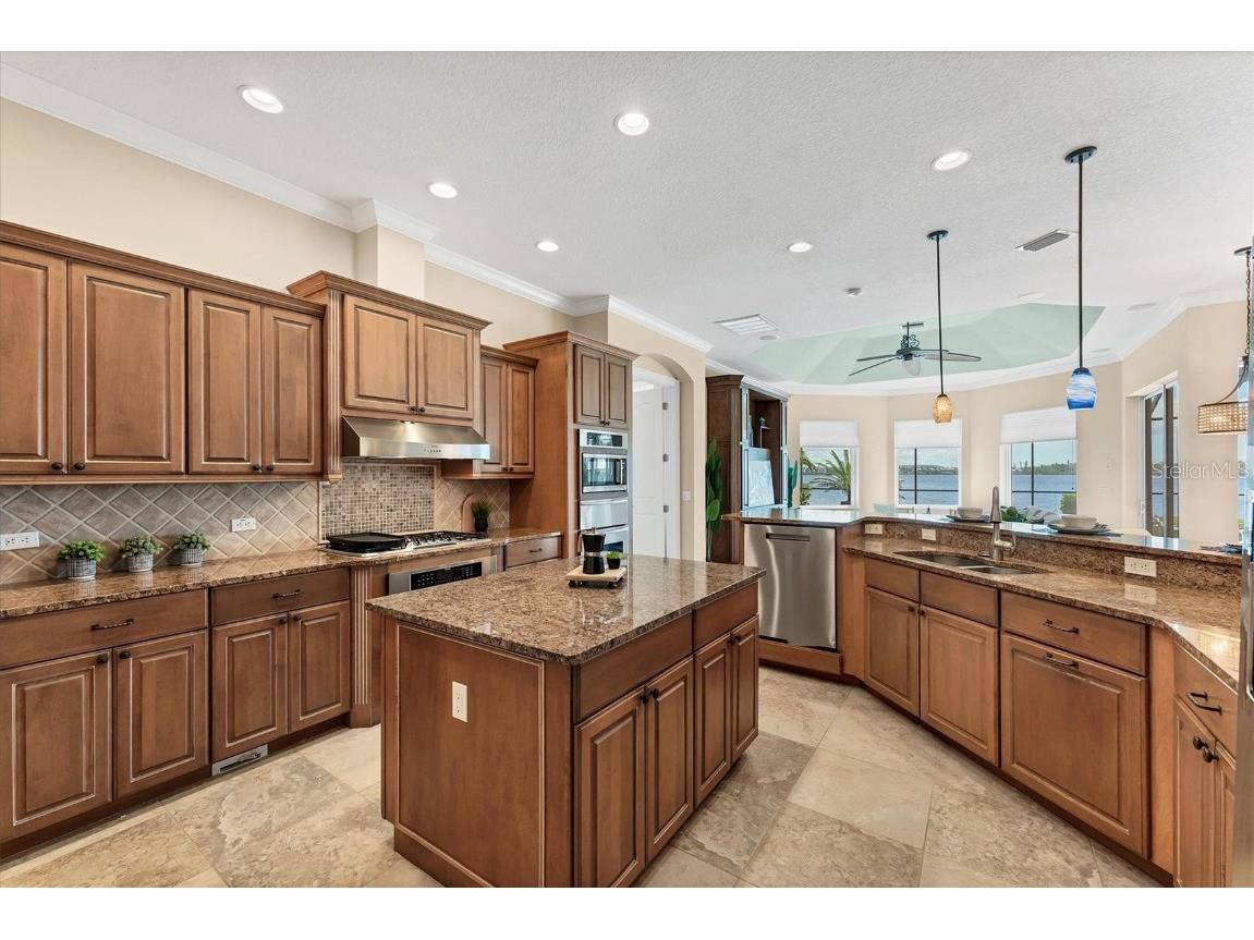 805 Riviera Dunes Way Palmetto FL 34221 - MANATEE RIVER A4666838 image21