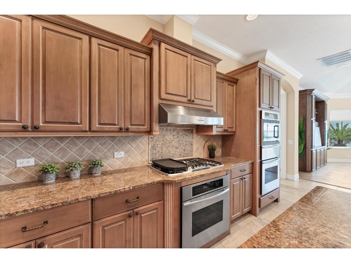 805 Riviera Dunes Way Palmetto FL 34221 - MANATEE RIVER A4666838 image22