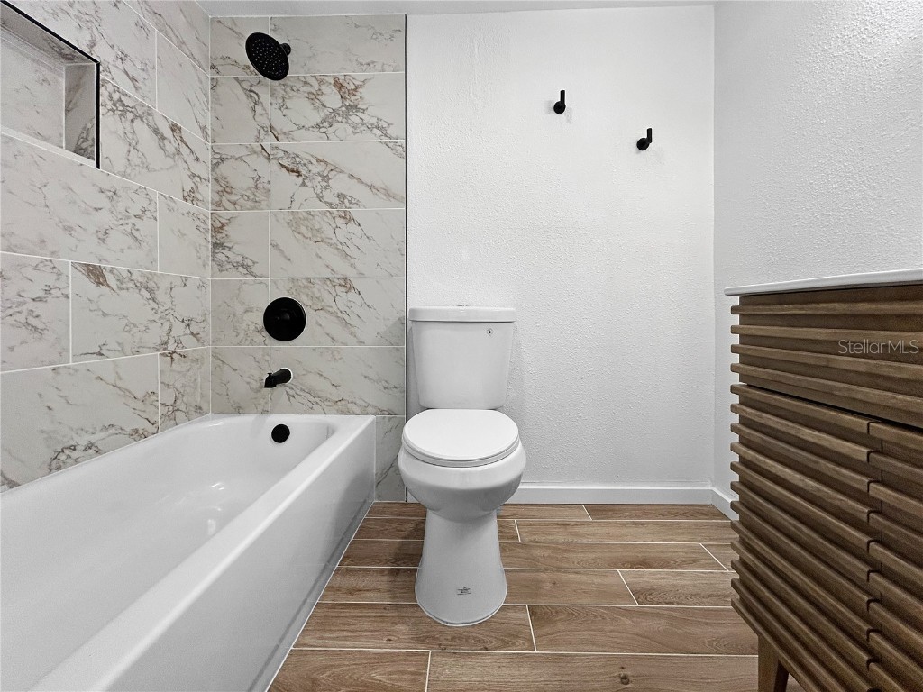 805 Sky Lake Circle #A Orlando FL 32809 O6359090 image16