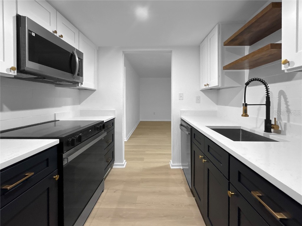 805 Sky Lake Circle #A Orlando FL 32809 O6359090 image5