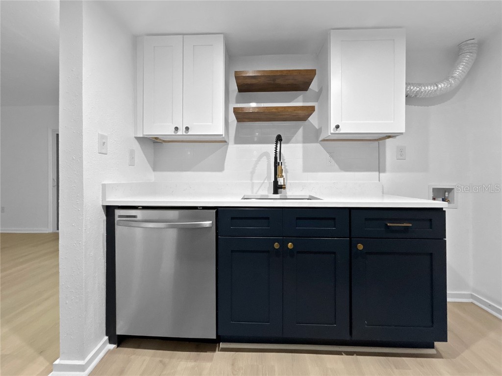 805 Sky Lake Circle #A Orlando FL 32809 O6359090 image6