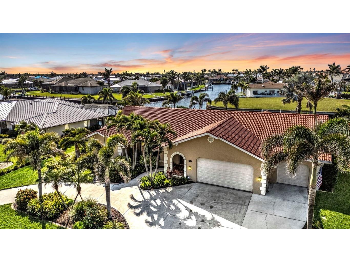 805 Via Formia Punta Gorda FL 33950 - LISA BAY CANAL C7504446 image1