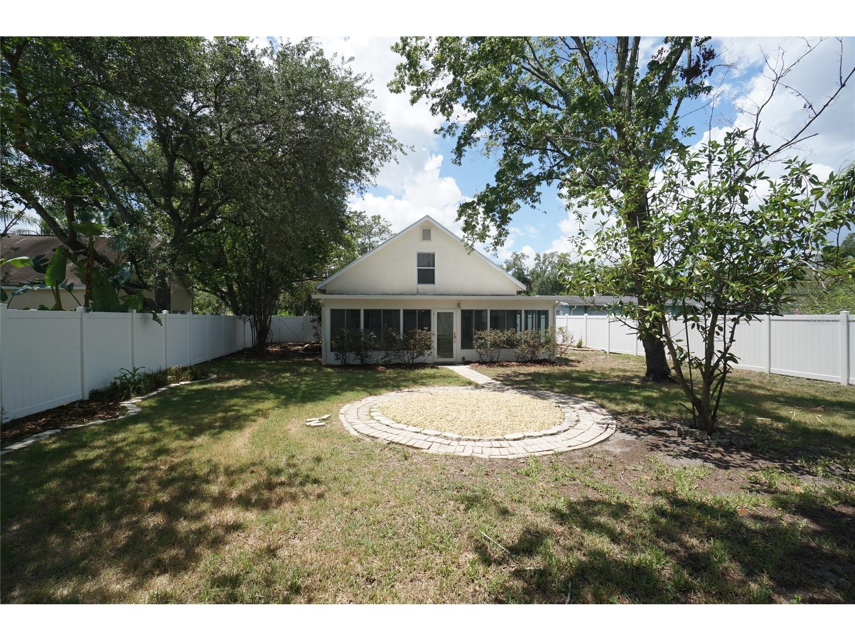 805 W 113th Avenue Tampa FL 33612 TB8515444 image26