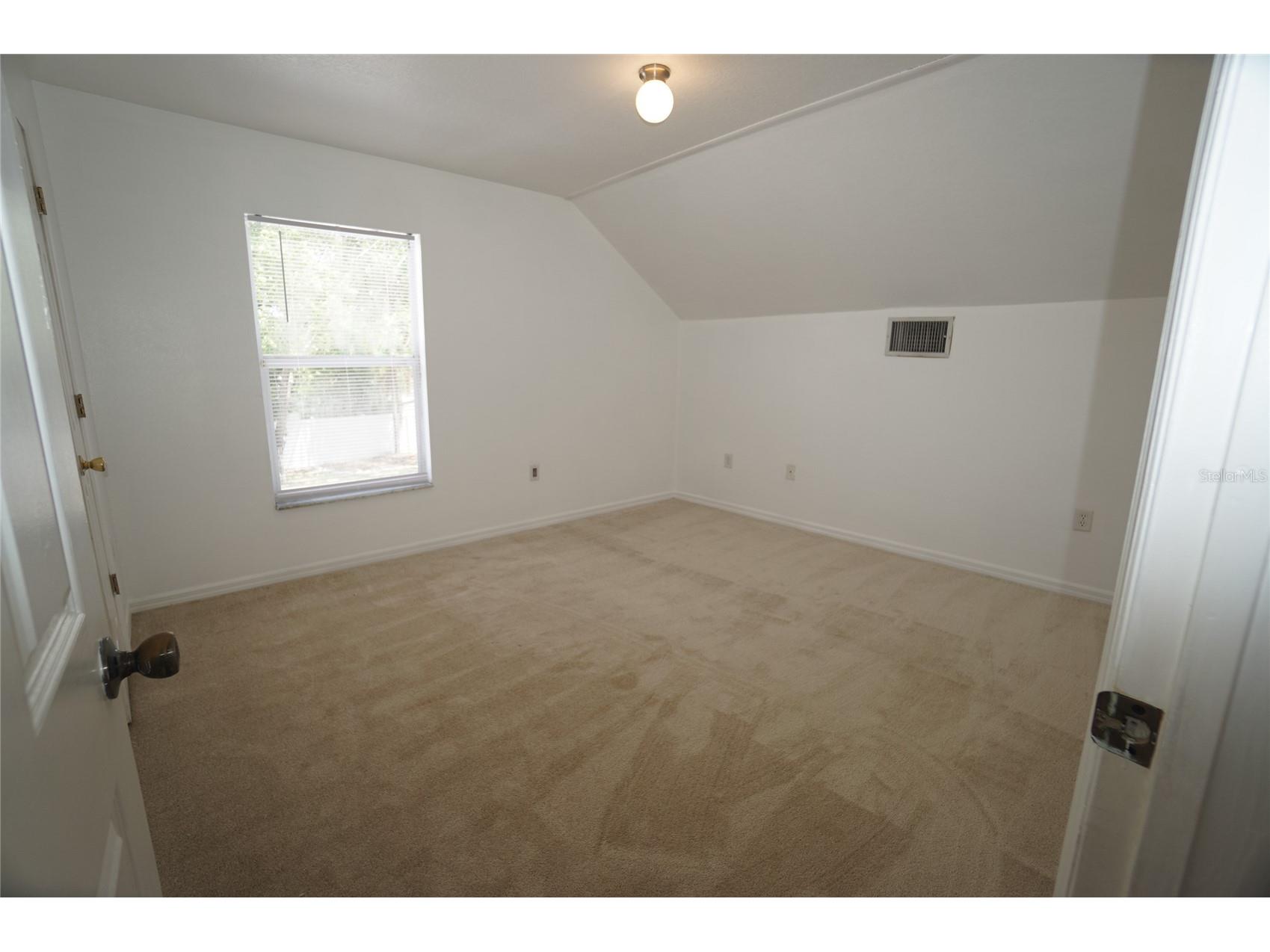805 W 113th Avenue Tampa FL 33612 TB8515444 image29