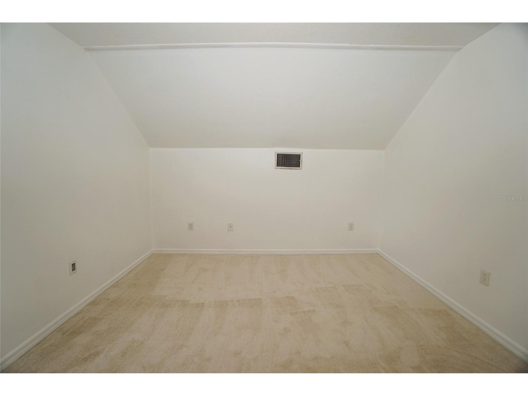805 W 113th Avenue Tampa FL 33612 TB8515444 image30