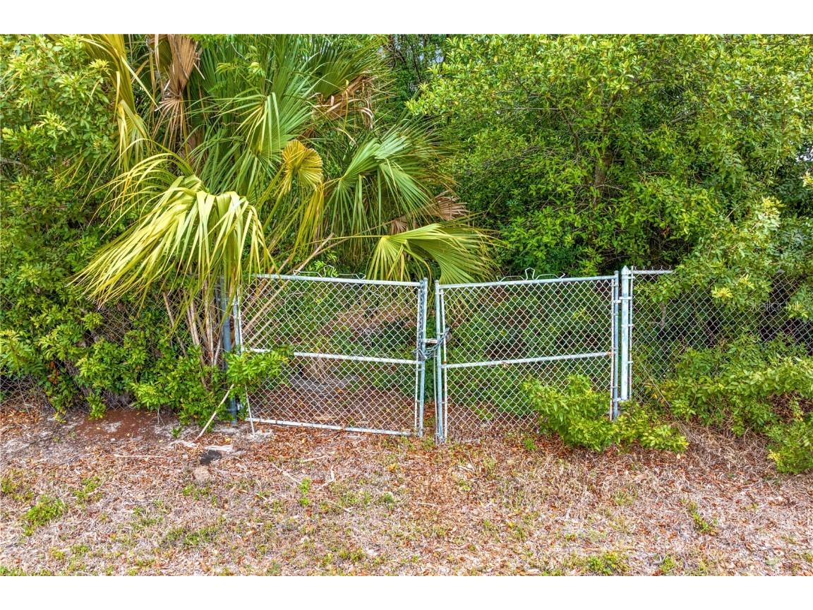 805 W 129th Avenue Tampa FL 33612 TB8372065 image16