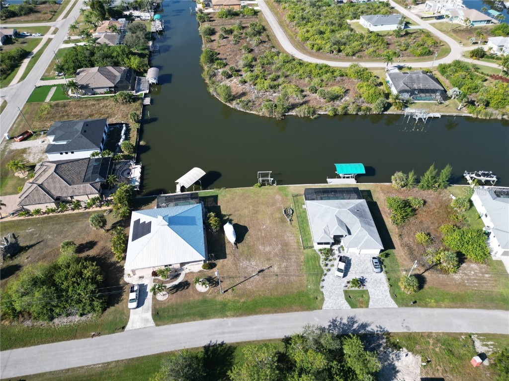 8050 Arlewood Circle Port Charlotte FL 33981 - ACQUARIUS WATERWAY D6145182 image3