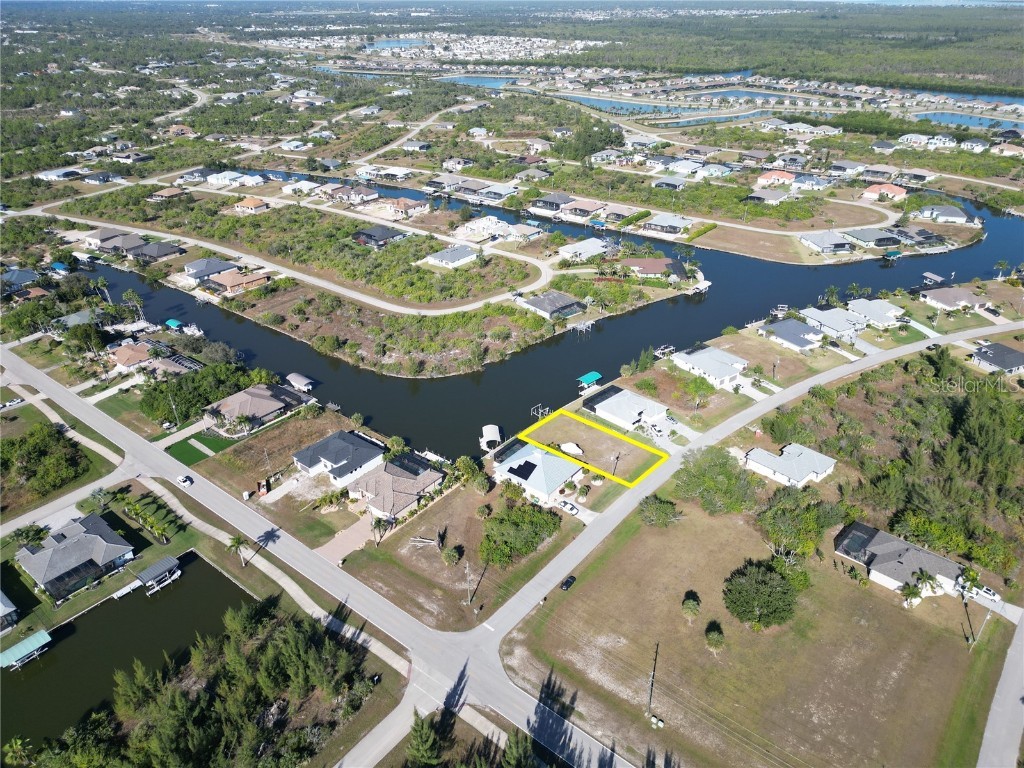 8050 Arlewood Circle Port Charlotte FL 33981 - ACQUARIUS WATERWAY D6145182 image7