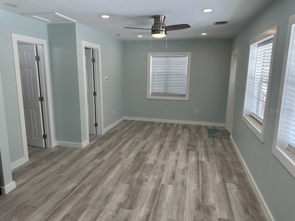 8050 Bayshore Drive Treasure Island FL 33706 TB8372349 image13