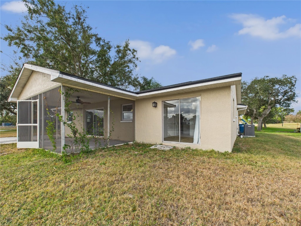 8050 Roxburgh Court Weeki Wachee FL 34613 OM714667 image22