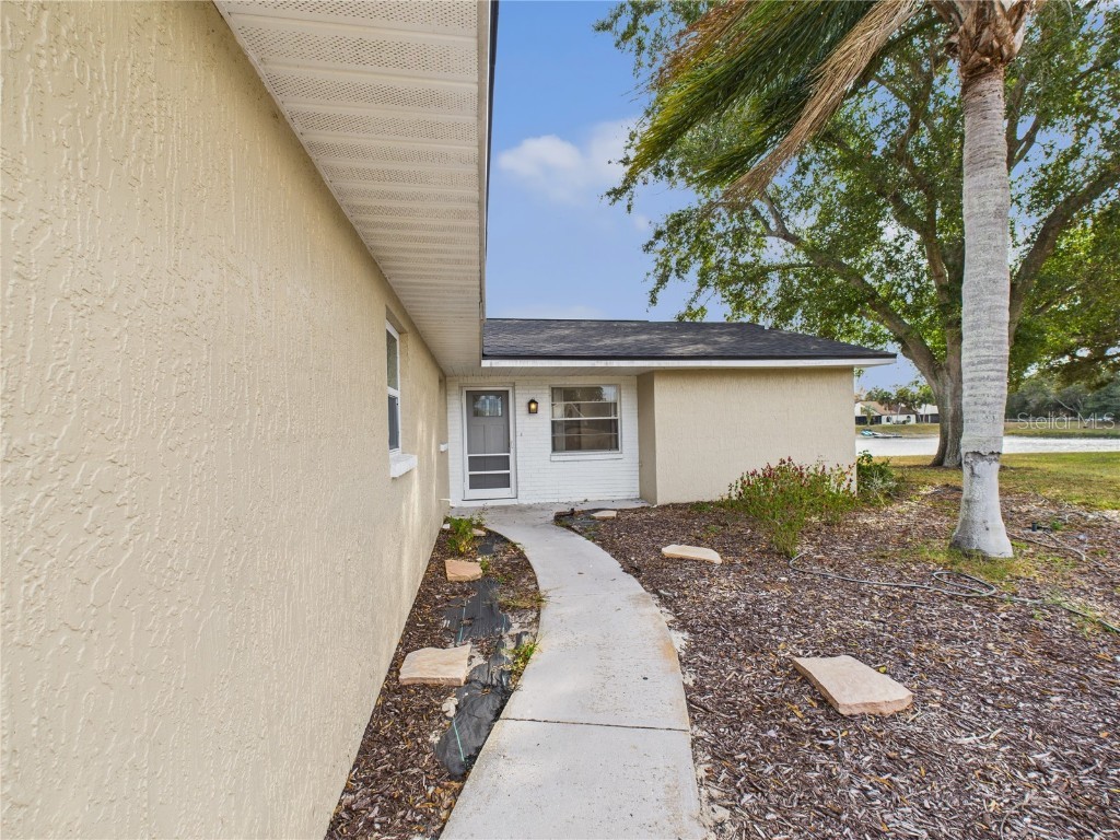 8050 Roxburgh Court Weeki Wachee FL 34613 OM714667 image23