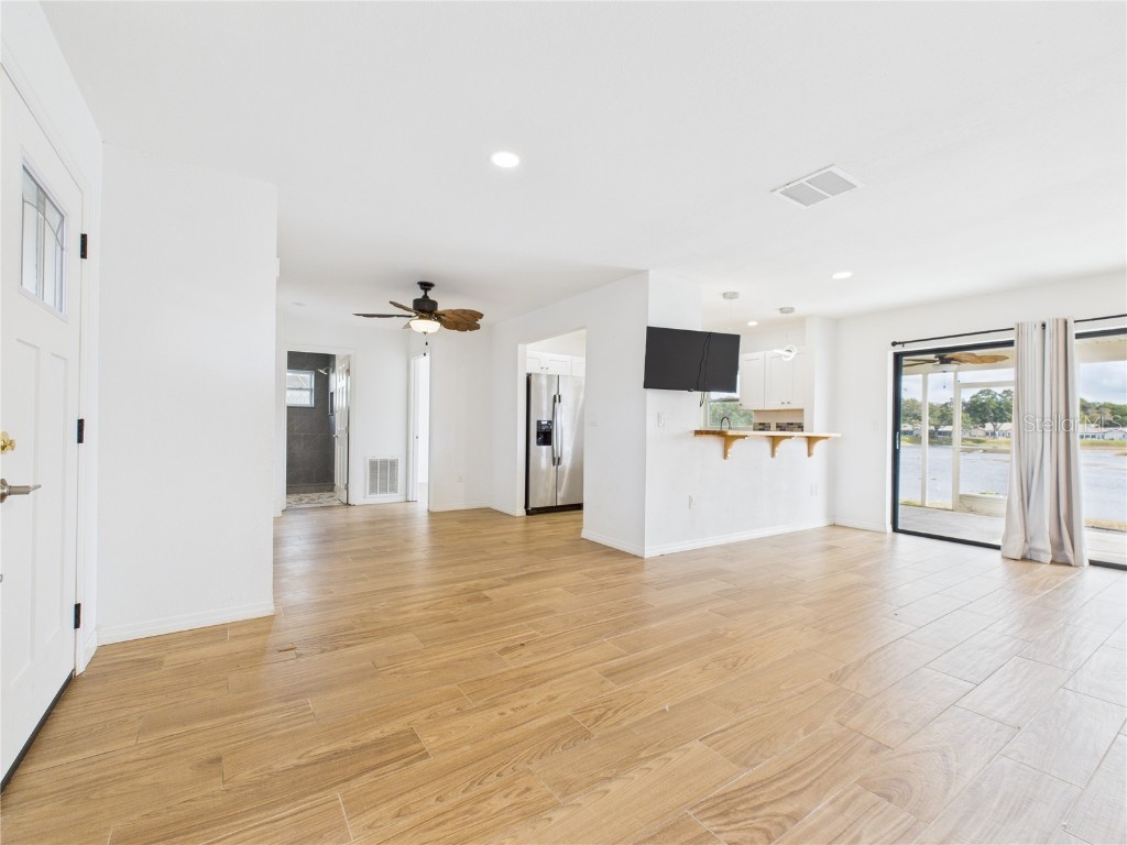 8050 Roxburgh Court Weeki Wachee FL 34613 OM714667 image9