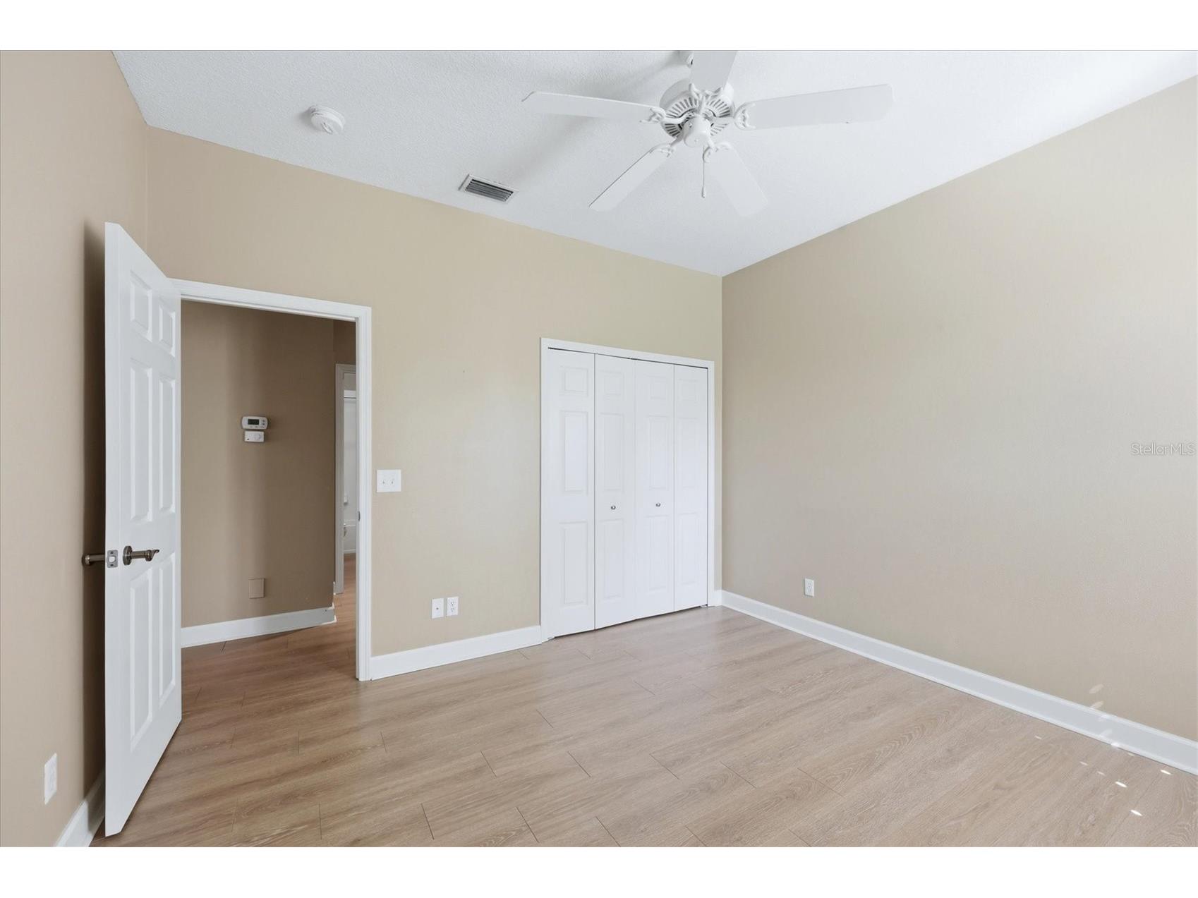 8050 Victoria Falls Circle Sarasota FL 34243 A4701002 image22